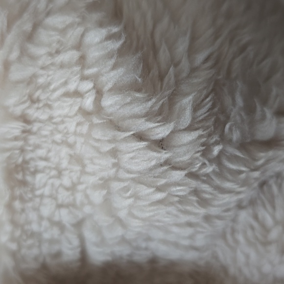 PUMA BRAND SIGNATURE GIRLS YOUTH SIZE BLACK & PINK WINTER STOCKING CAP BEANIE - Picture 6 of 9